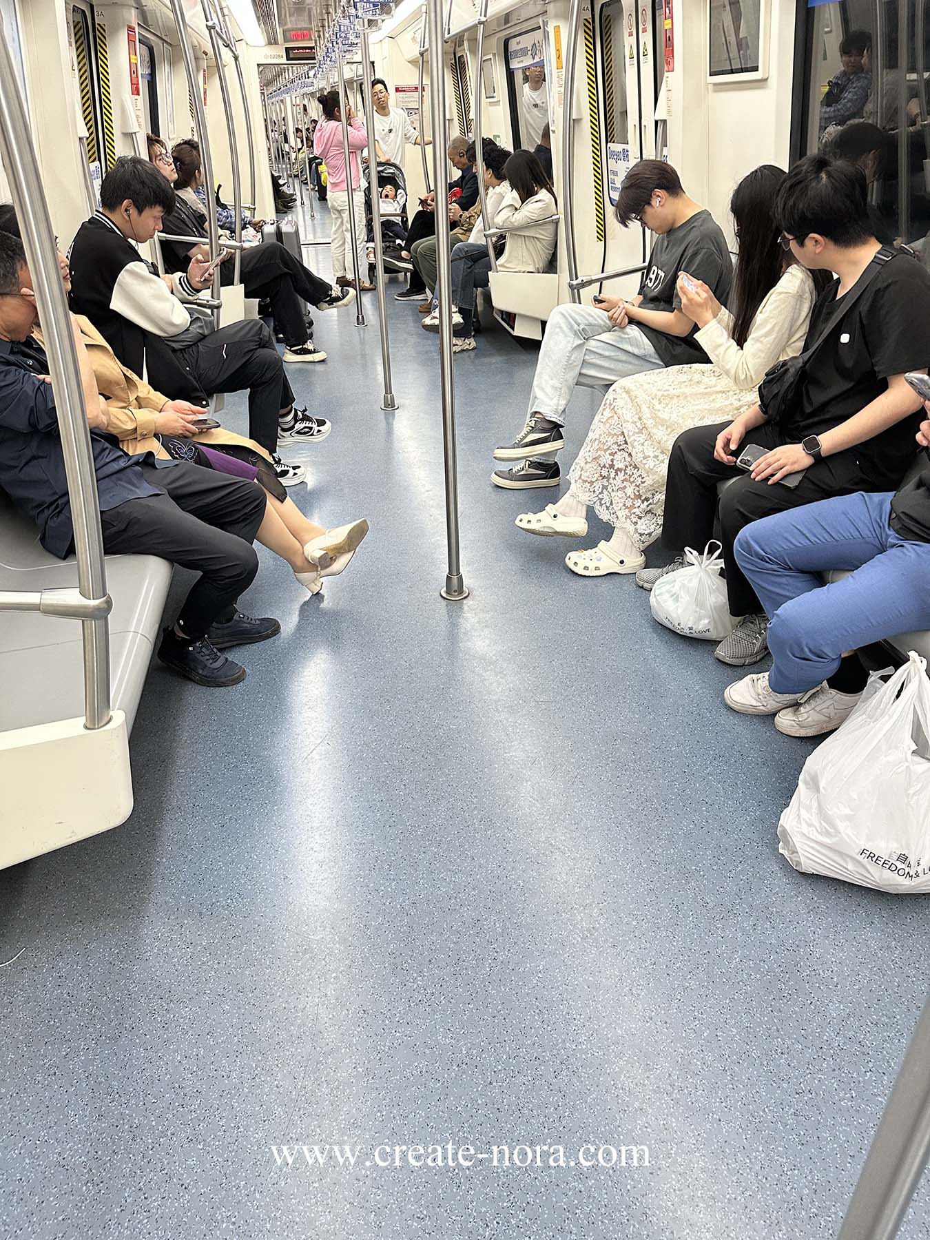 the photo of nora rubber flooring in Zhengzhou Metro 5